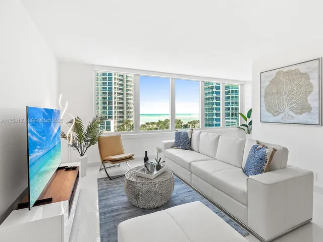 2-bedroom home at 400 S Pointe Drive #906, Miami Beach