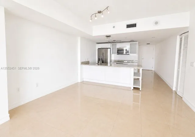 1-bedroom rental at 185 SW 7th Street #2505, Miami
