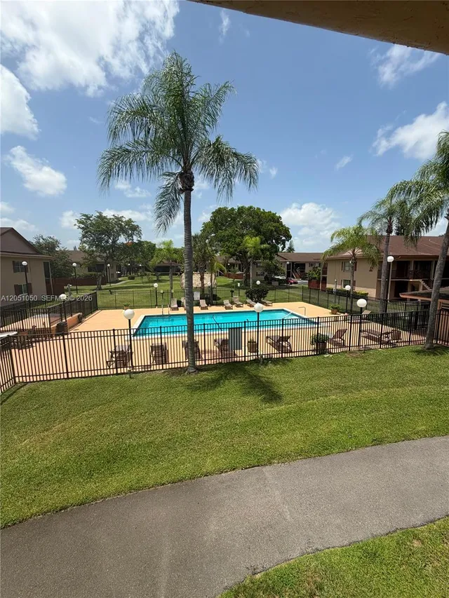 1-bedroom rental at 11213 SW 88th Street #B211, Miami