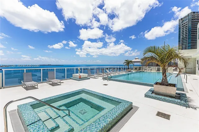 1-bedroom rental at 218 SE 14th Street #1004, Miami