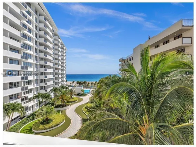 1-bedroom rental at 100 Lincoln Road #721, Miami Beach