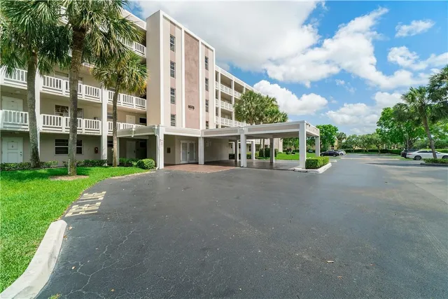 2-bedroom home at 1075 RIVERSIDE Drive #508, Coral Springs
