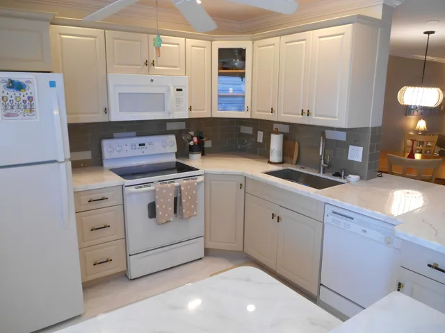 2-bedroom rental at 2615 NE 1st Court #406, Boynton Beach