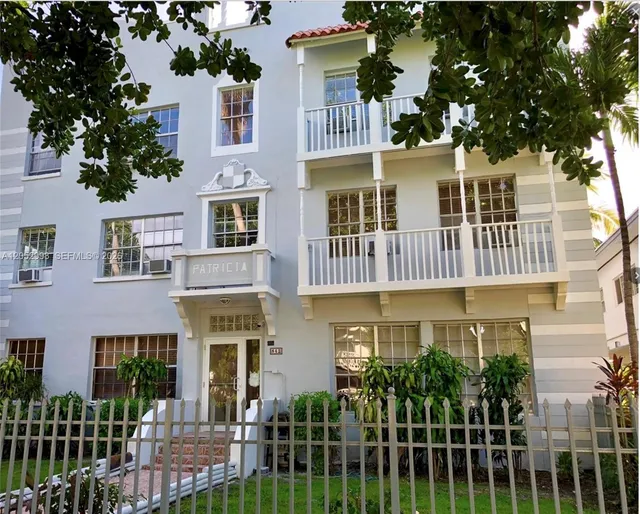 1-bedroom home at 842 Meridian Avenue #3D, Miami Beach
