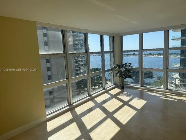 3-bedroom home at 145 SE 25th Road #1003, Miami