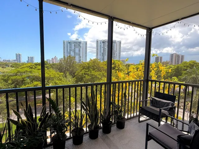 1-bedroom home at 3475 N Country Club Drive #603, Aventura