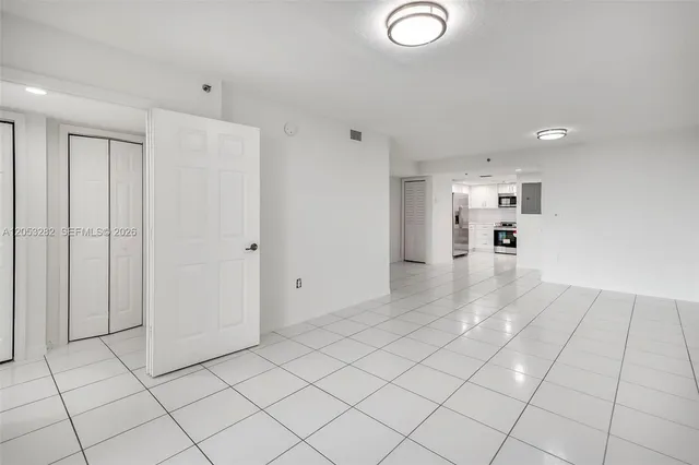1-bedroom rental at 1650 Coral Way #604, Miami