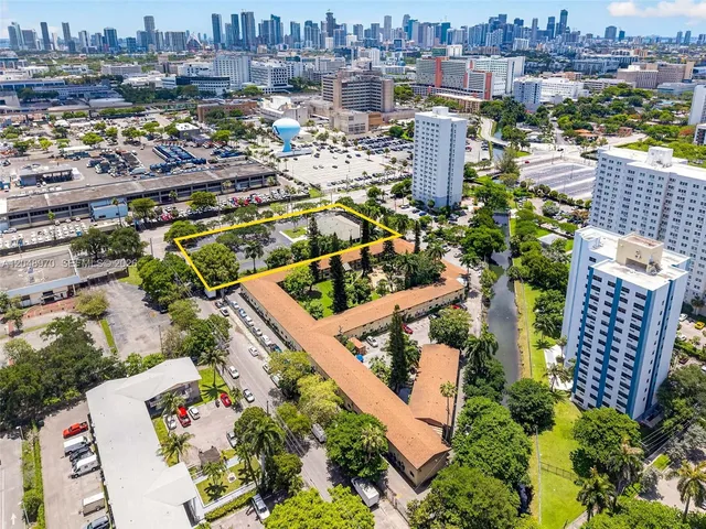 Land at 1902 NW 14th Avenue, Miami
