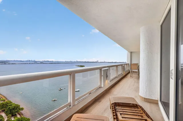 2-bedroom rental at 1717 N BAYSHORE Drive #A-2935, Miami