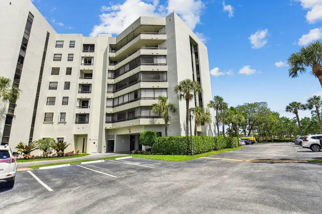 2-bedroom rental at 6463 La Costa Drive #201, Boca Raton