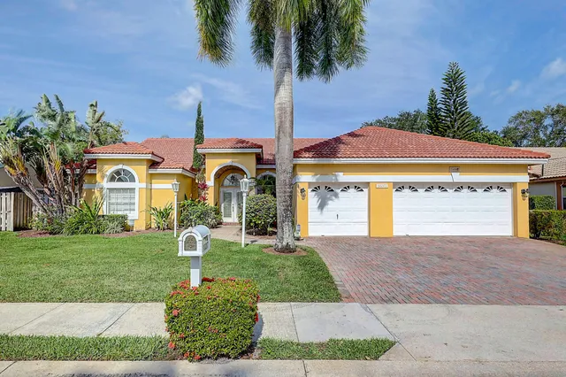 4-bedroom rental at 10207 Allamanda Boulevard, Palm Beach Gardens