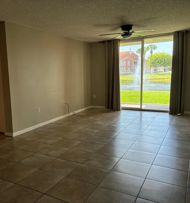 3-bedroom rental at 7888 SONOMA SPRINGS #108, Lake Worth