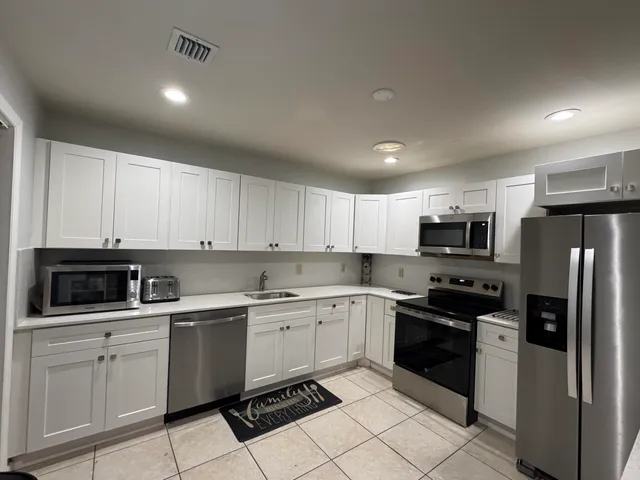 2-bedroom rental at 8016 AMBACH Way #18D, Hypoluxo