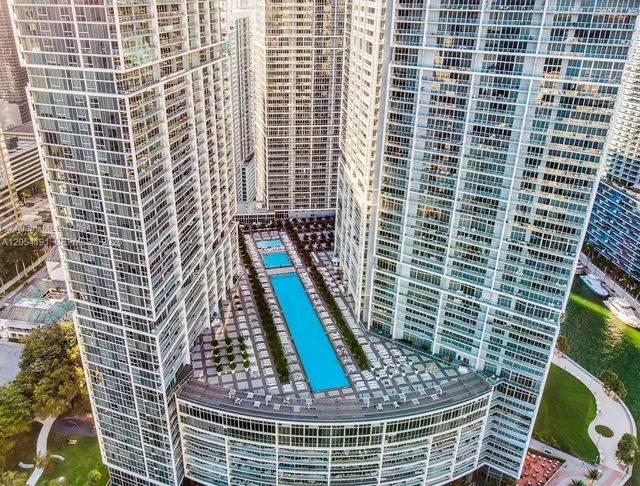 1-bedroom home at 495 Brickell Avenue #4208, Miami