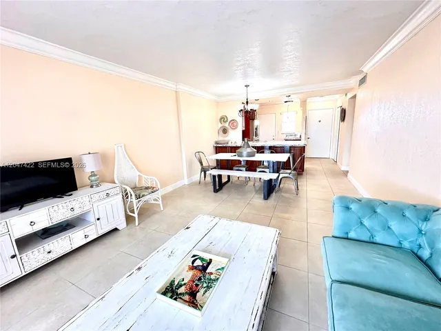 1-bedroom home at 500 NE 12th Avenue #705, Hallandale Beach