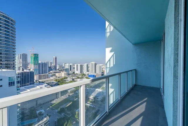 1-bedroom rental at 1900 N Bayshore Drive #3809, Miami