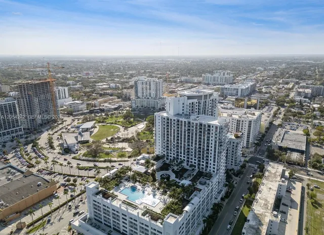 1-bedroom rental at 1776 Polk Street #705, Hollywood
