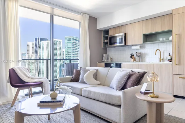 2-bedroom rental at 159 NE 6th Street #4101, Miami