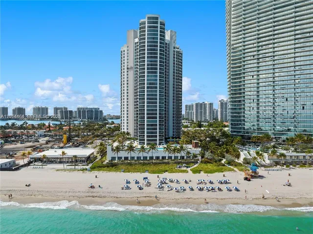 2-bedroom rental at 18911 Collins Avenue #2502, Sunny Isles Beach