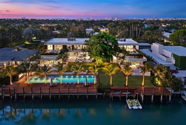 9-bedroom rental at 1420 W 23rd Street, Miami Beach