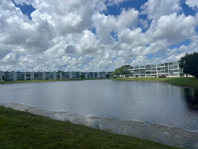 2-bedroom home at 4053 HARWOOD E #4053, Deerfield Beach