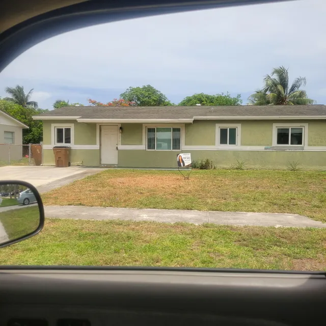3-bedroom home at 1250 SW 5TH Terrace, Deerfield Beach