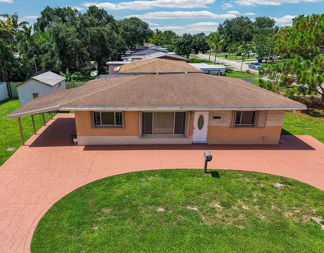 3-bedroom home at 2100 N 57TH Avenue, Hollywood