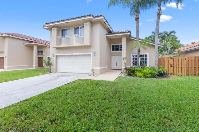4-bedroom rental at 245 Via Milan Terrace, Davie