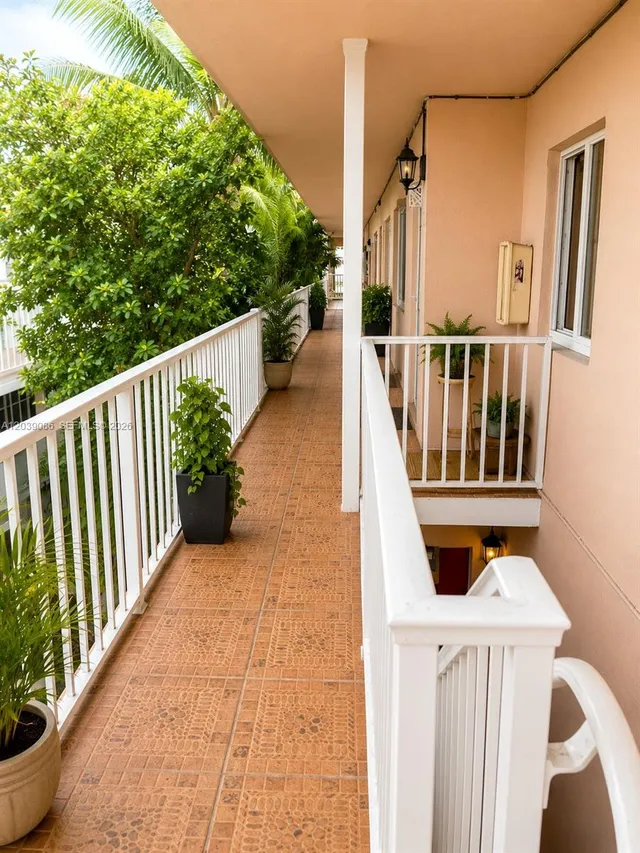 1-bedroom home at 549 Meridian Avenue #12, Miami Beach