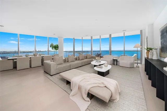 5-bedroom home at 175 SE 25th Road #PH4001, Miami