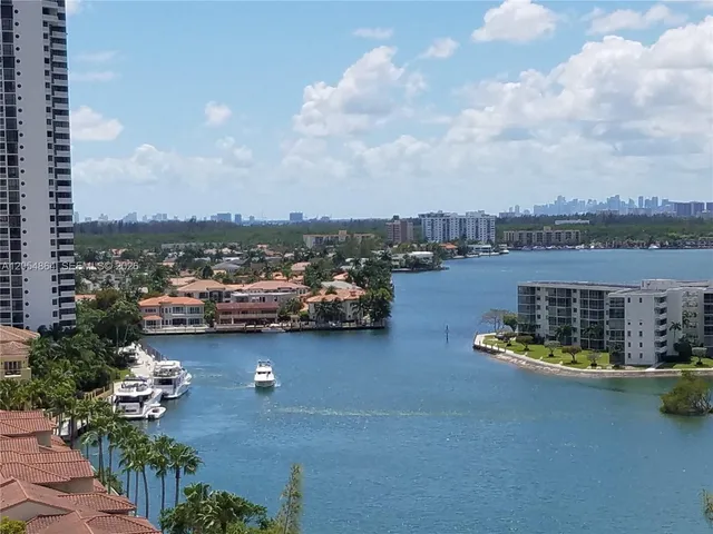 1-bedroom home at 18151 NE 31st Court #1505, Aventura