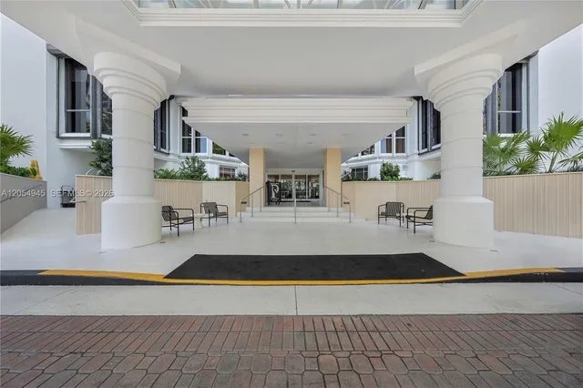 3-bedroom home at 21205 Yacht Club Drive #701, Aventura
