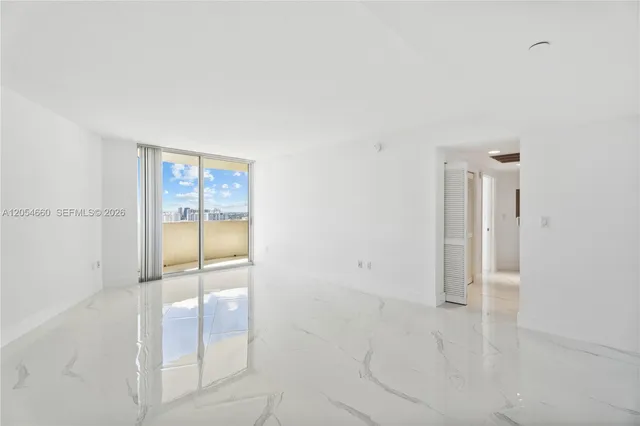 1-bedroom home at 19501 W Country Club Drive #2506, Aventura