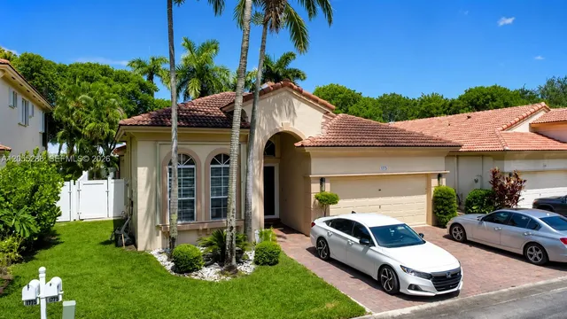 4-bedroom home at 1773 NW 72nd Way, Pembroke Pines