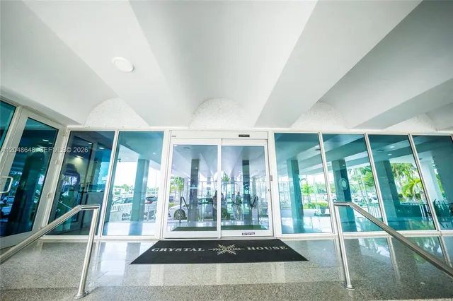 1-bedroom home at 5055 Collins Avenue #14H, Miami Beach