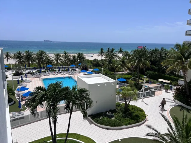1-bedroom home at 100 Lincoln Road #634, Miami Beach