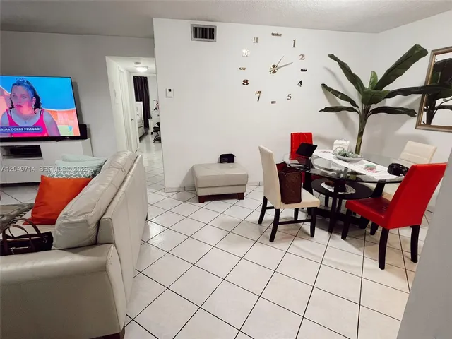2-bedroom rental at 501 Blue Heron Drive #314A, Hallandale Beach