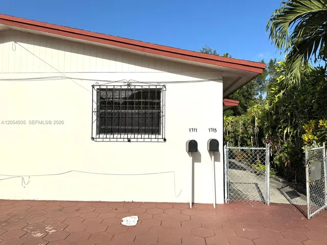 2-bedroom rental at 7715 NW 2nd Court #0, Miami