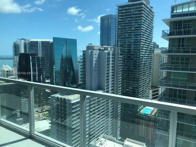 2-bedroom rental at 1111 SW 1st Avenue #3816, Miami