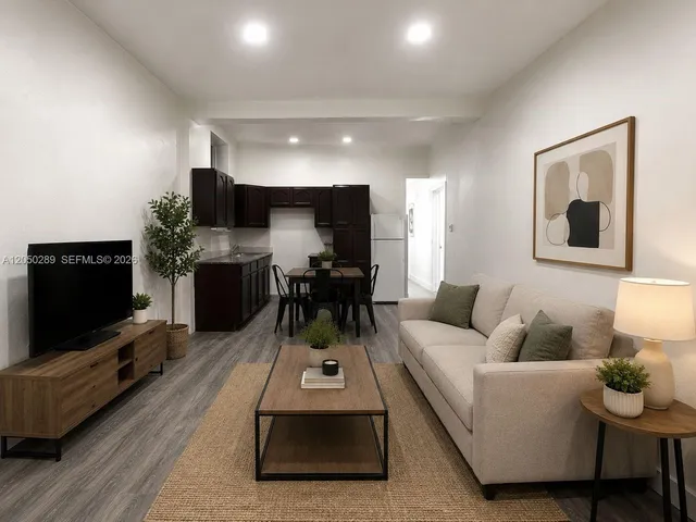3-bedroom rental at 101 NW 15th Avenue #1, Miami