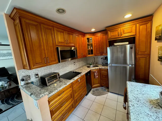 2-bedroom home at 669 Burgundy N, Delray Beach