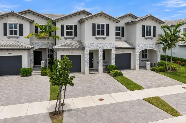 4-bedroom home at 16229 SW 288th Terrace, Homestead