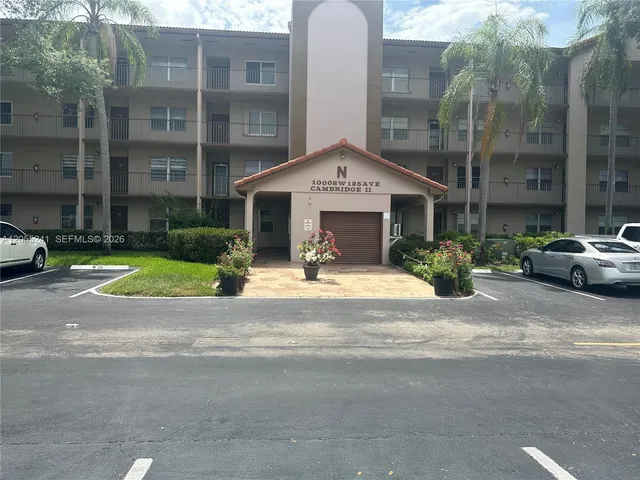 1-bedroom home at 1000 SW 125th Avenue #412N, Pembroke Pines