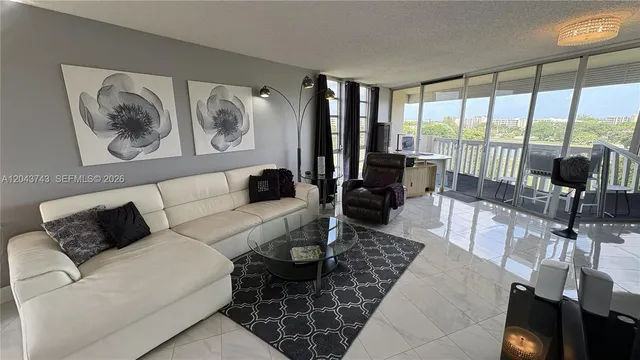 2-bedroom home at 6901 Environ Boulevard #6C, Lauderhill