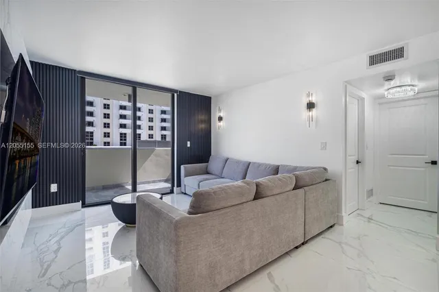 2-bedroom home at 1623 Collins Avenue #716, Miami Beach