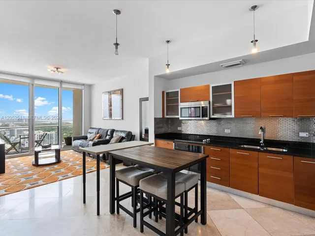 1-bedroom rental at 3470 E Coast Avenue #H2602, Miami