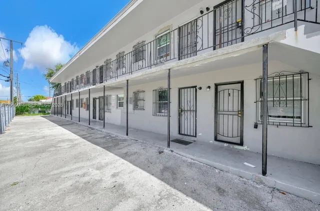 Commercial at 6901 NW 8th Avenue, Miami