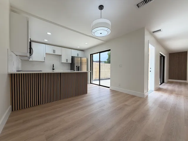 2-bedroom home at 169 LAKE ARBOR Drive, Palm Springs