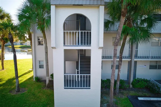2-bedroom home at 8600 Sunrise Lakes Boulevard #201, Sunrise