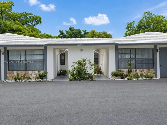 3-bedroom rental at 10355 NW 35th Street #10355, Coral Springs